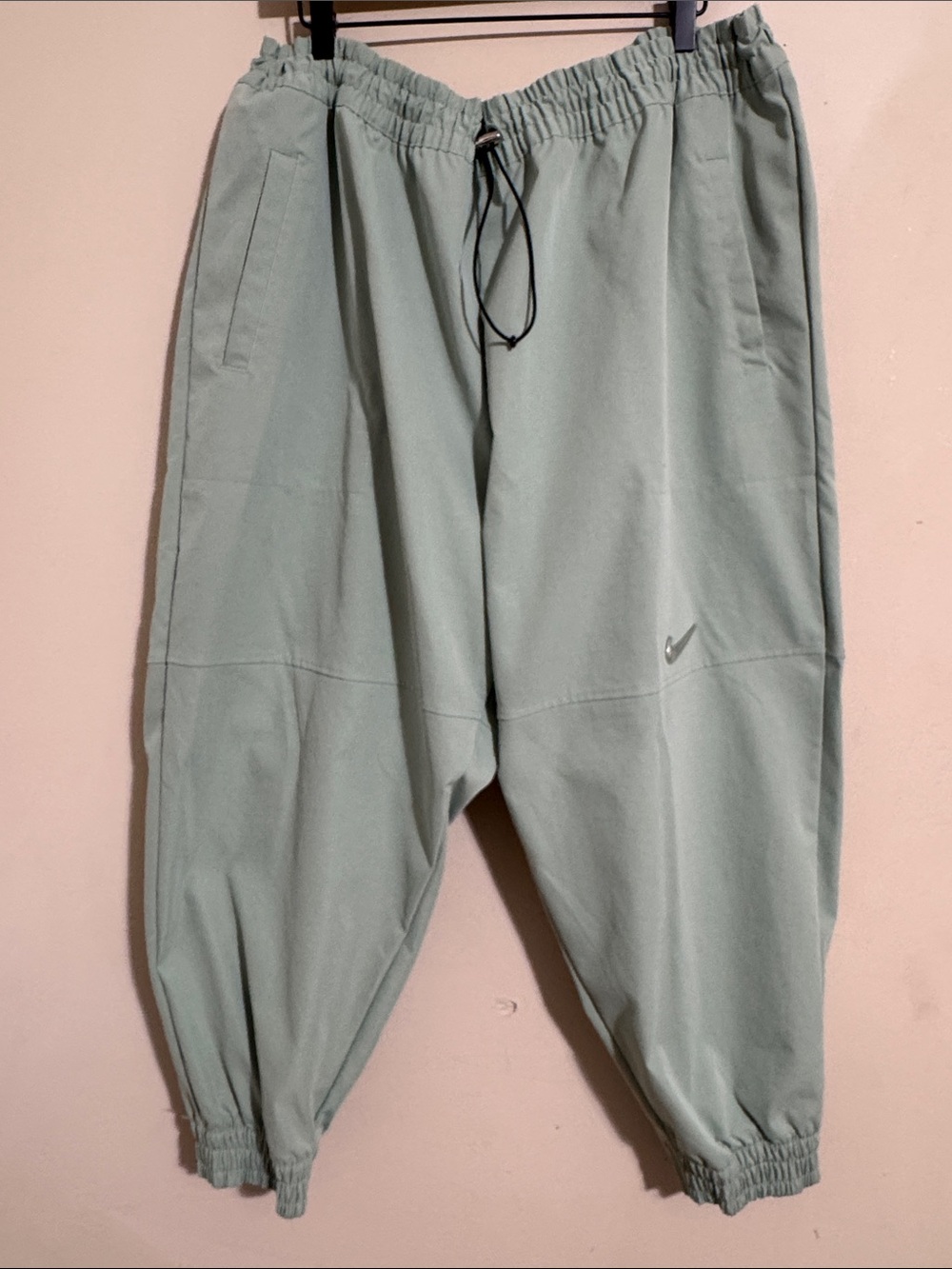 Nike Light Sage Green Drawstring Joggers Womens 2X Gorpcore Athletic Sporty Cute
